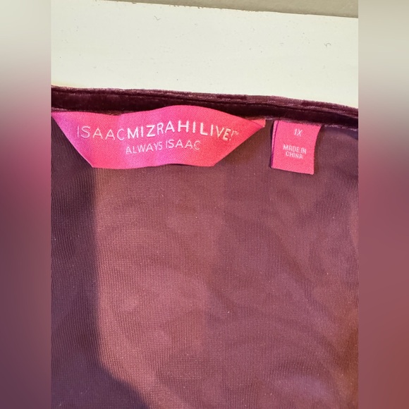 Isaac Mizrahi Embossed Velvet Damask Tunic Top Wine size 1X - Picture 6 of 8